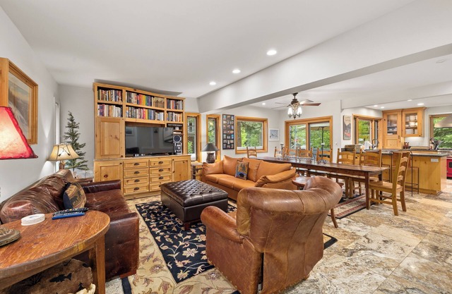 Eclectic Palisades Tahoe Home | Private Hot Tub | Sunny Decks | Sleeps 12 | Play Room