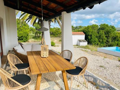 Eco Casa Branca in nature