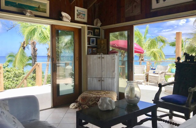 Eco-friendly Beachfront House on stunning beach with private cabana