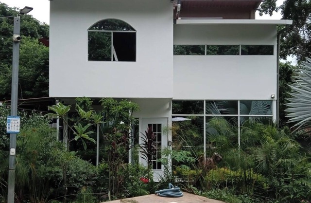 Eco-Friendly villa in La Libertad, El Salvador