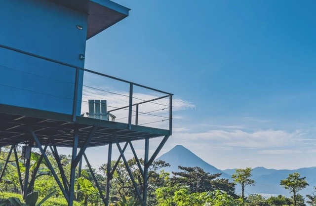 Eco Sol, Volcano and Lake Panoramic View, with hammock.
