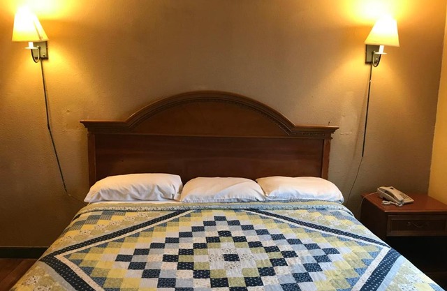 Economy Inn