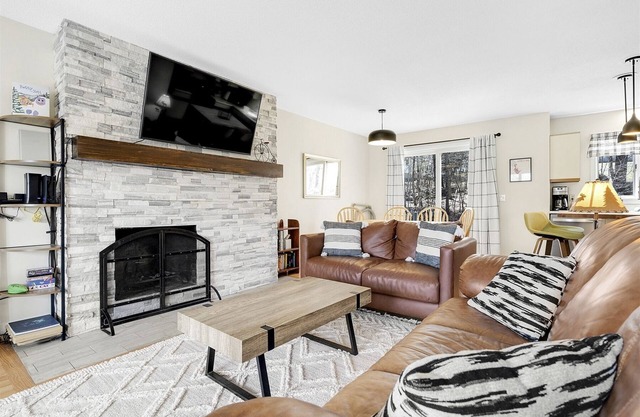 Eden Ridge Townhouse 4-F | 2 Bed, 2 Bath