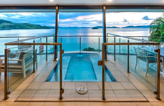 Edge Penthouse, Stunning Penthouse on Hamilton Island