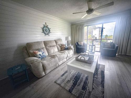 Edgewater Golf Villa #3217