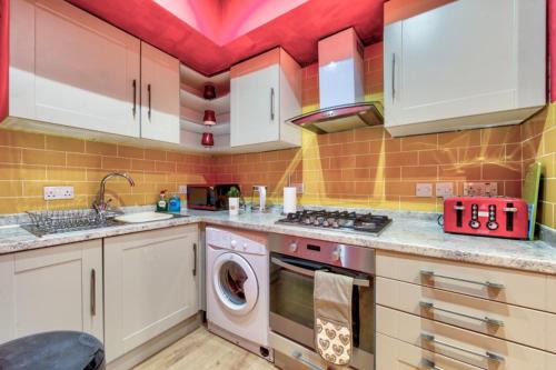 Edinburgh Central Drumdryan Ground Floor ApartHotel