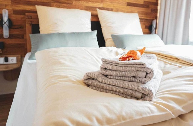 Eichhörnchen Ferienwohnung mit Pool & Sauna