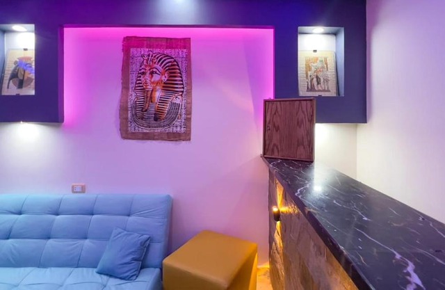 El BAron Hills Hotel Daily TOURS
