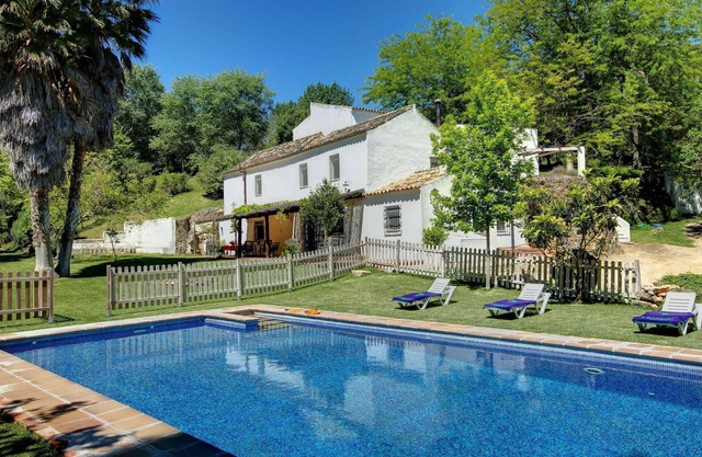 El Molino del Pilón - Five Bedroom Villa, Sleeps 10