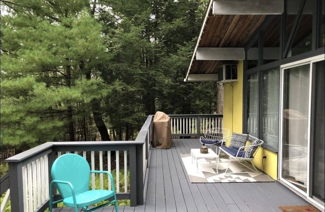 El Sol - A COZY & STYLISH CABIN WITH STUNNING MOUNTAIN VIEWS!