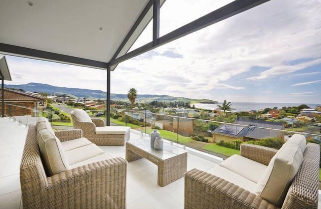 Elandra on Gerringong - Boasting Postcard Beach Views