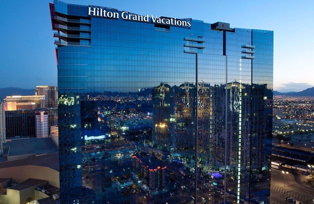 Elara Las Vegas Strip - 2 Bedroom Hilton HGVC
