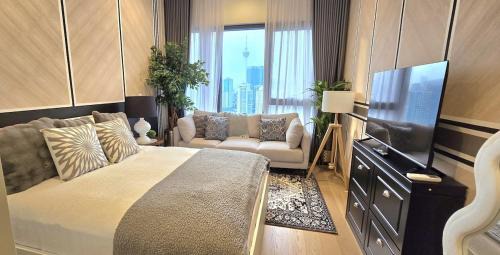 Elegance Jr Suite with KLCC view & Gorgeous Pool