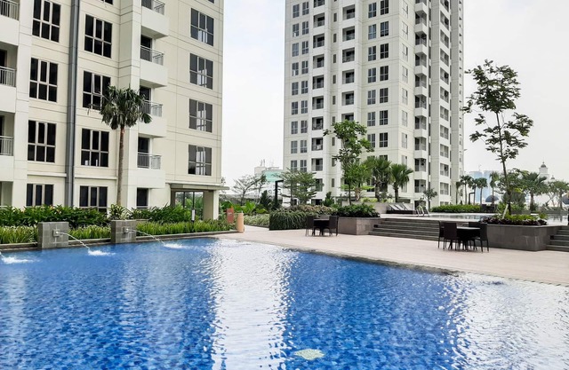 Elegant 2BR Apartment at M-Town Signature near Shopping Mall