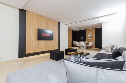 Elegant 2BR in Hay Riad - New Furnishings & Design