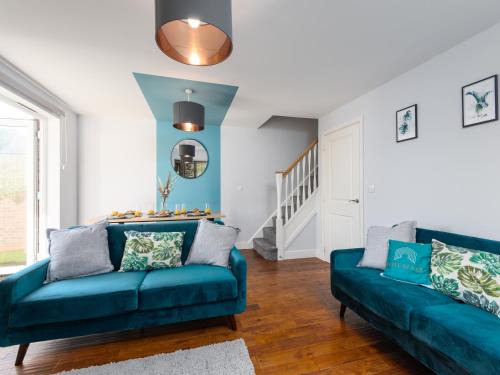 Elegant 3 Bed House For 5- City Central - Free Parking