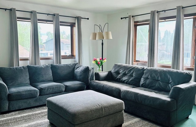 Elegant 3-Bedroom stay/Where Comfort Meets Luxury/Prime location/Family friendly