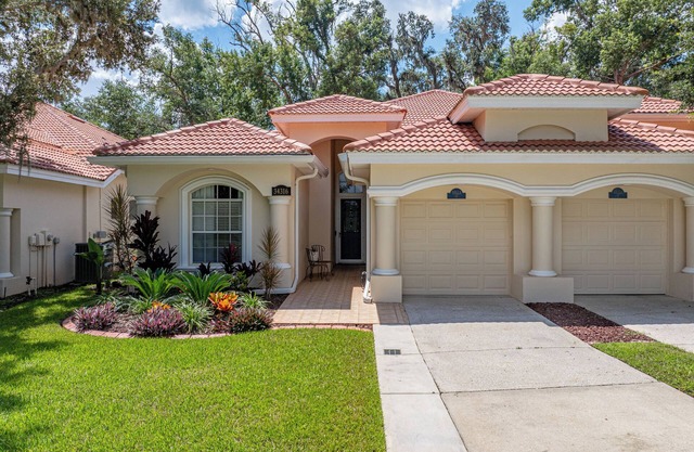 Elegant 3BR Golf Villa at Lake Jovita Golf & Country Club Black Diamond Access