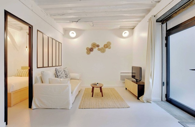 Elegant Apartment -2br-4p- Le Marais