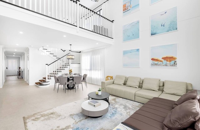 Elegant & Convenient 4-Beds Villa w/easy access