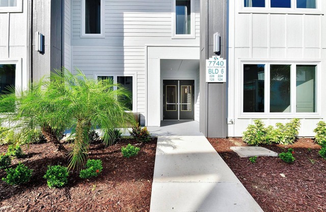 Elegant Condo near Disney with Resort & Waterpark Access - B6 - 224
