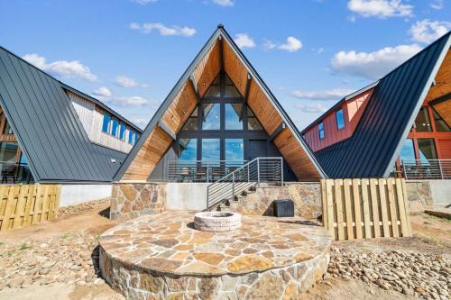 Elegant Modern A-Frame Surrounded by Nature in Texas