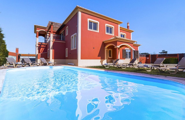 Elegant Sagres Villa | 5 Bedrooms | Villa Farol | Close to Beach | Perfect for Families