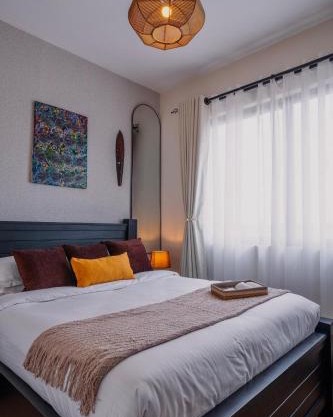 Elegant Wilma Towers Apartment - Golden Sunsets and Ngong Hills View