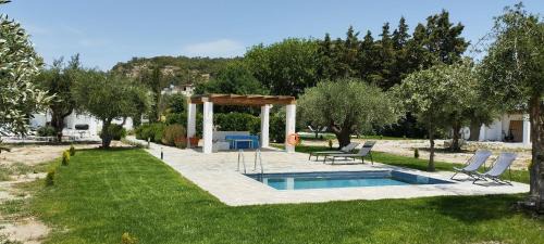 Elia Suites