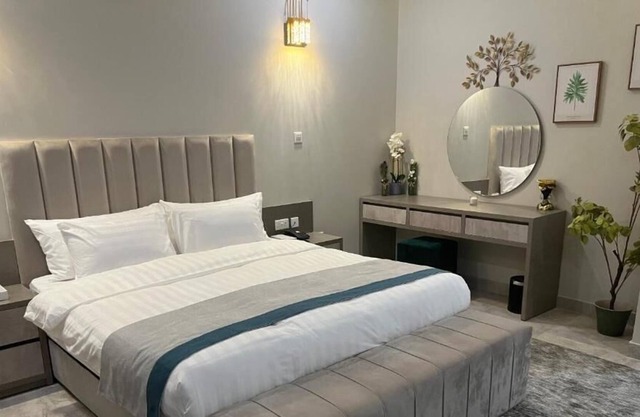 Eliana Hotel