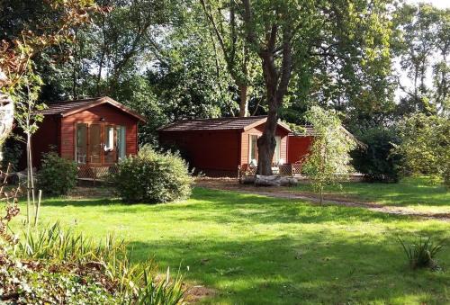 Elm Lodge