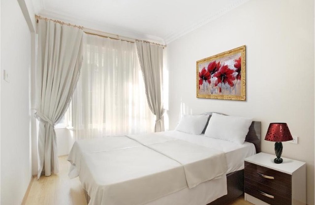 ELMİR SUİTES Hotel