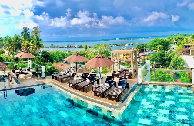 Emerald Bay Resort Mirissa