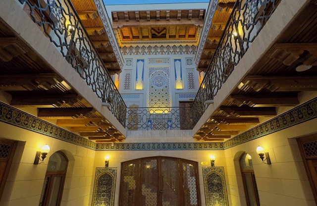 Emerald hotel
