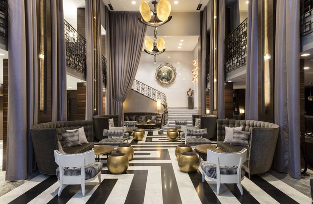 Empire Hotel