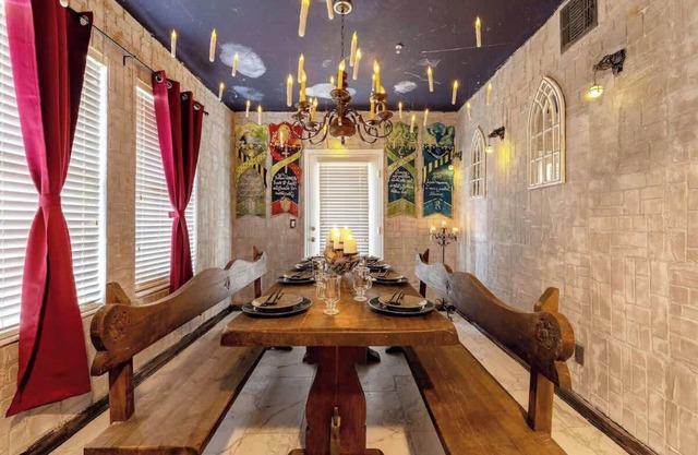 Enchanting 4-Bed Home in Kissimmee