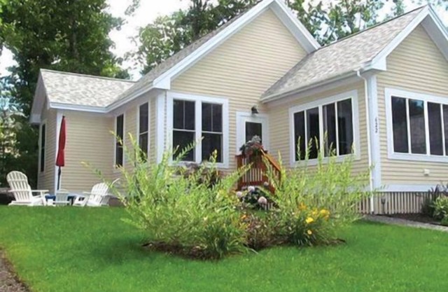 "Endless Summer" at Seaglass Village Cottages