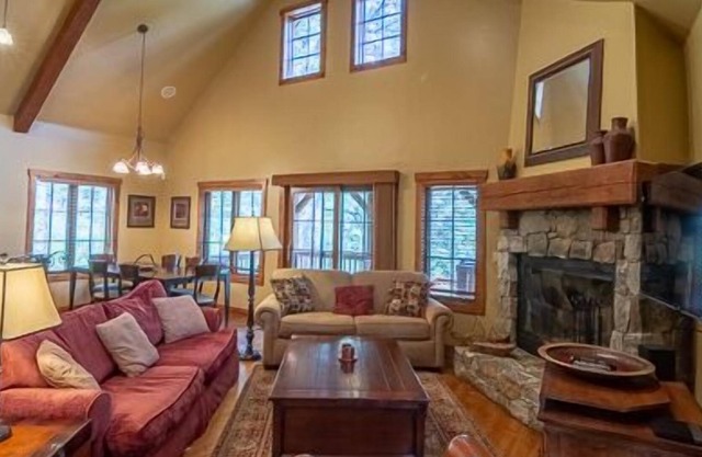 Enjoy the Mountain Views from your Private Deck and Hot Tub