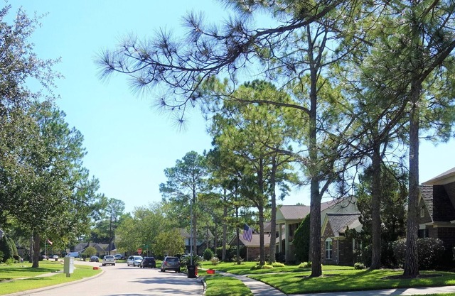 Enjoy your vacation or a short break time in a beautifully enchanted neighborhoo