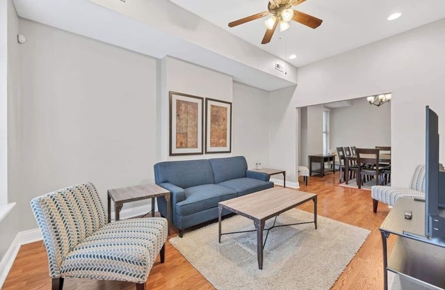 Entire building in The Grove, Perfect for Groups!