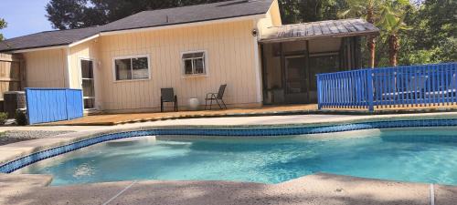 Entire home Private swim pool Quiet area
