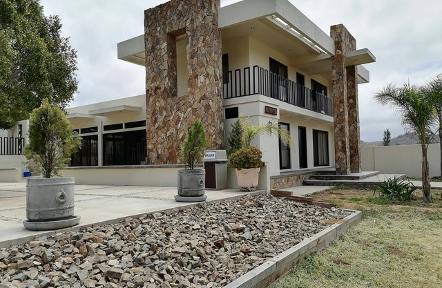 Entire Property in Valle de Guadalupe
