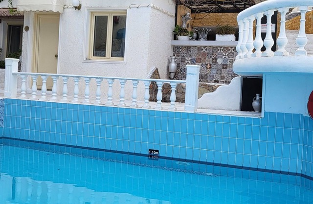 Entire Villa Full View 3 Bedrooms 3 Bathrooms 3 Kitchens