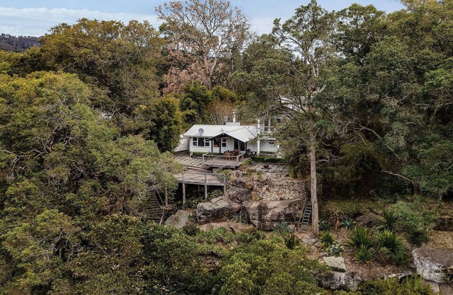 Equanimity - Luxurious, tranquil Kangaroo Valley home