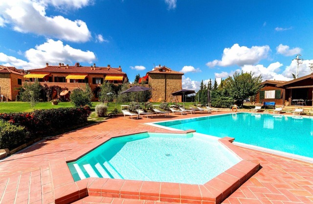 ERICA, 2 bedrooms apartment with swimming pool