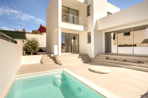 Ericeira Modern & Bright with Pool by Homing