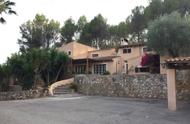 ES PINARET, FANTASTIC FINCA SURROUNDED BY TRANQUILITY AND NATURE