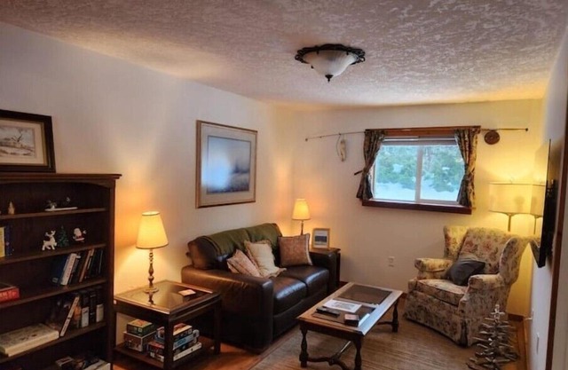 Escape harsh winters on Vancouver Island on beautiful Cowichan River!