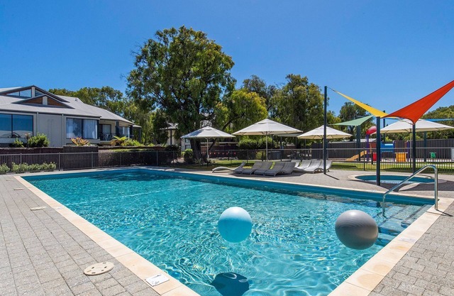 Escape to 67 at Cape View- resort accommodation for couples and families