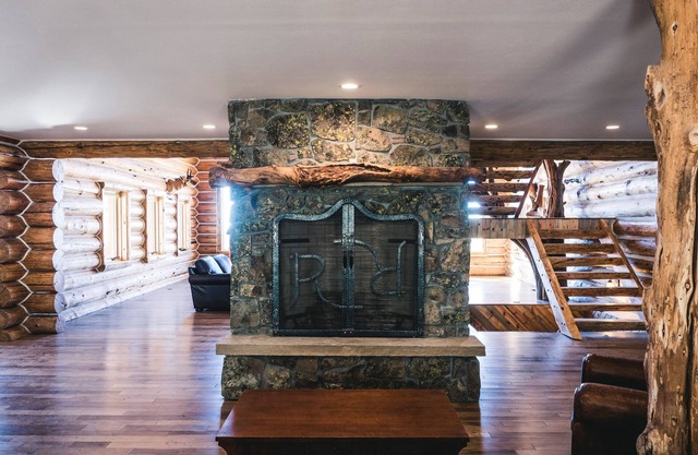 Escape to a 5-star Lodge at the top of a mountain in SW Colorado